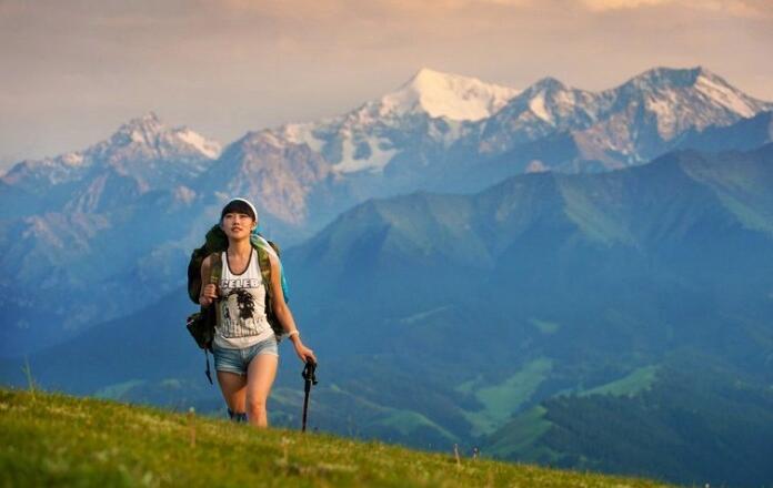 爬山释放心情的说说文案