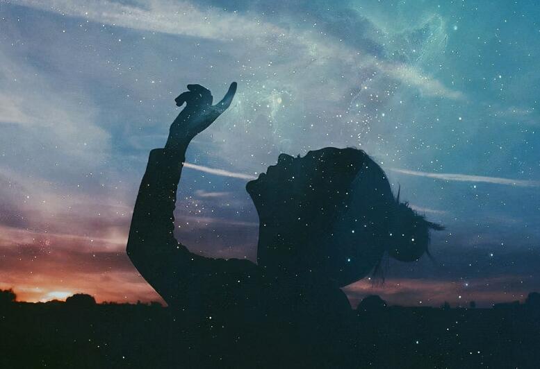 摘抄描写人物的片段三段