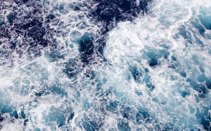 赞美大海的经典诗句文案