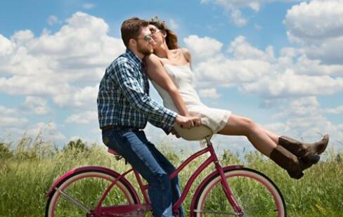 女朋友生日祝福语感动