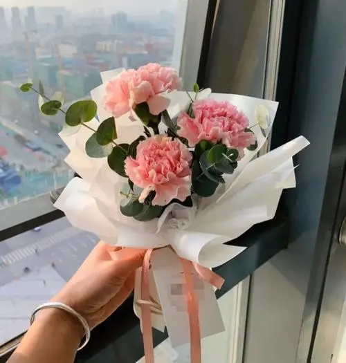 买一束花给生活的句子文案