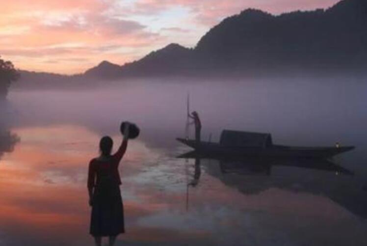 描写男女纯友谊的诗句文案