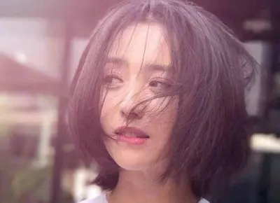 女孩子剪短发妈妈的说说文案