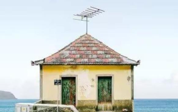 关于生活很现实的句子文案