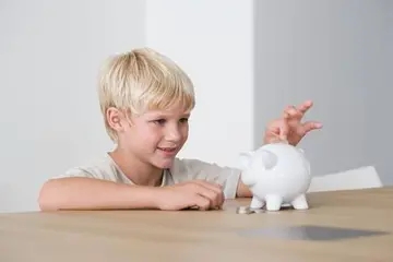 喜欢钱的幽默句子文案说说心情