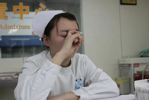 护士夜班说说文案