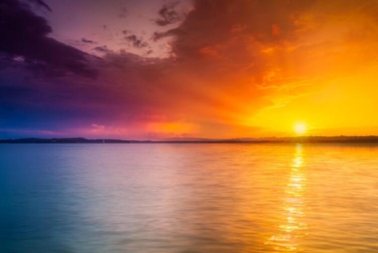 海边玩的心情发朋友圈