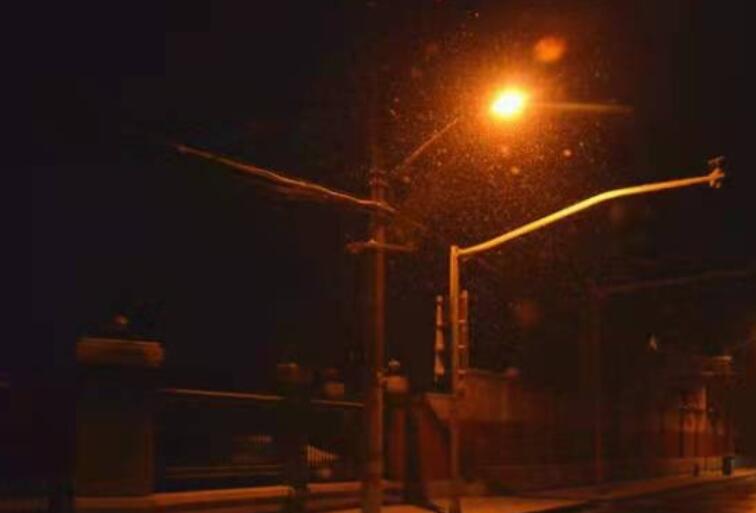 关于夜景的唯美句子文案