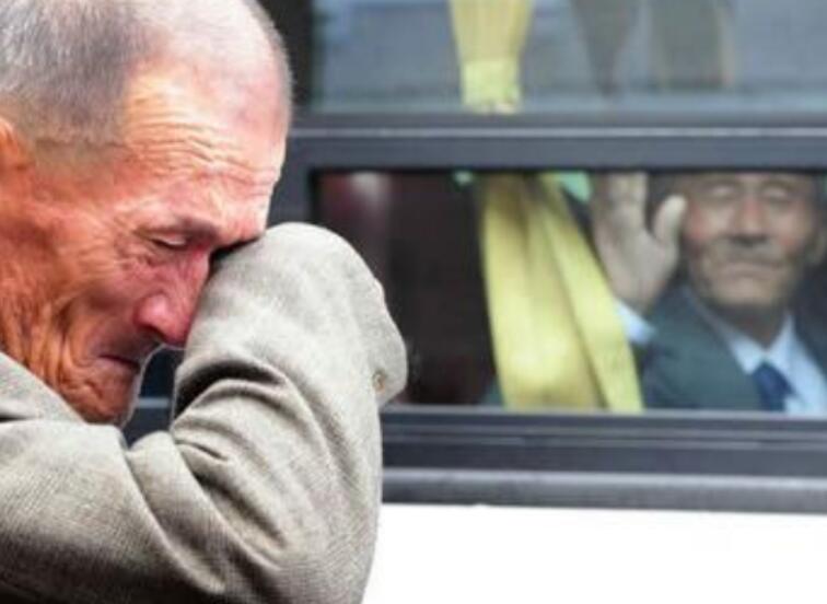 和父母离别的句子文案说说或心情短语