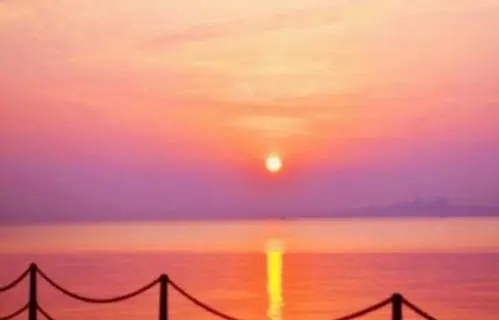 配日出的唯美简短句子文案