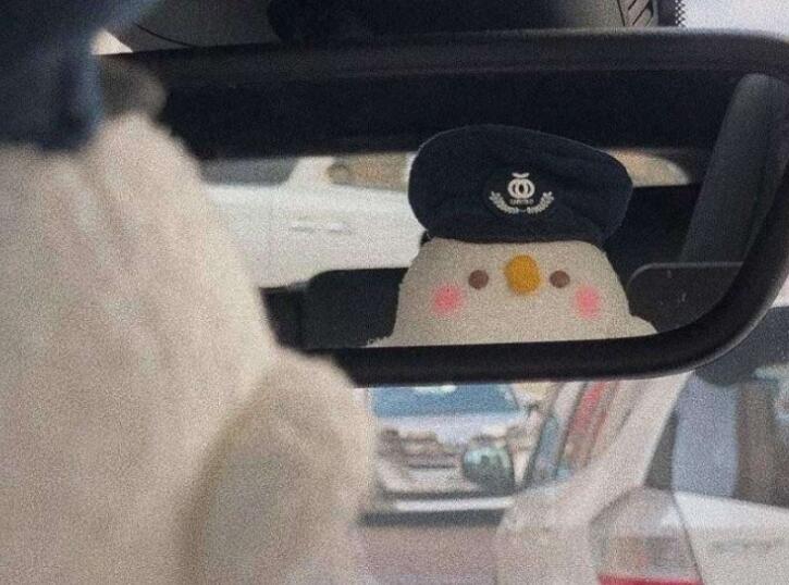 脚扭伤发朋友圈搞笑句子文案