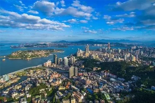 一句话形容厦门环境美