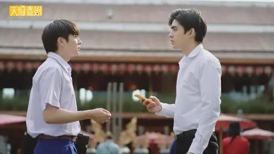 谁的青春不乱爱经典语录文案