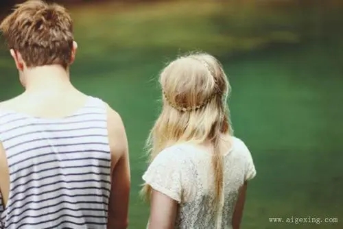 烦躁的心情发个朋友圈