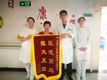 感谢医生的句子文案