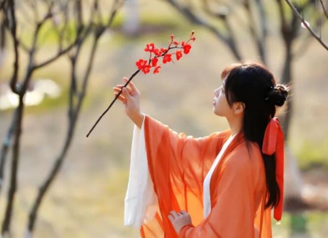 每天给情人的一句情话文案