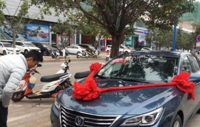 恭喜买车祝福语简单的