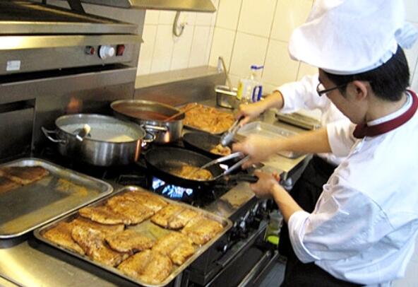 献给厨师励志的句子文案