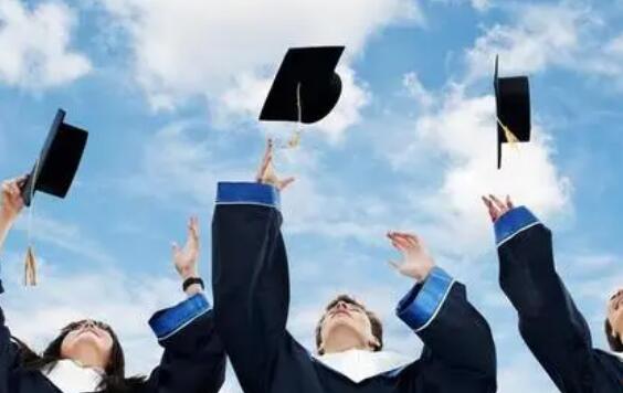 回忆高中的幽默句子文案