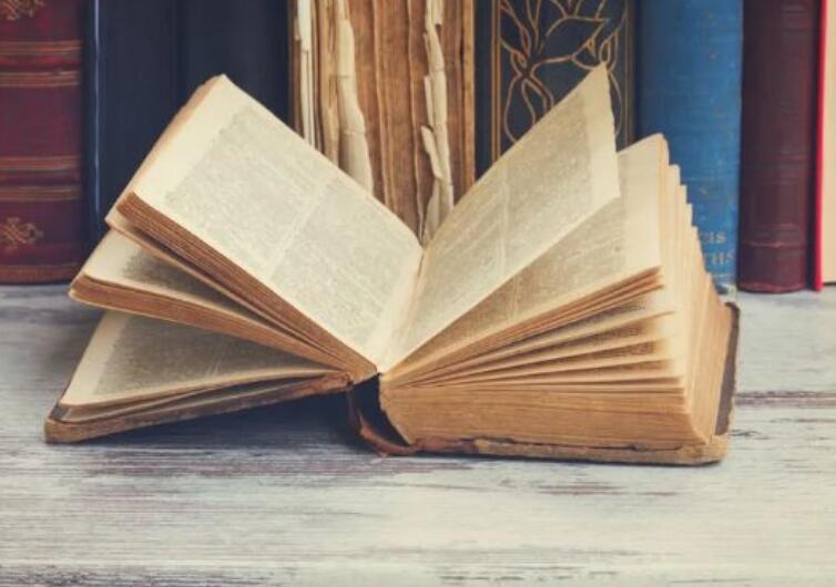 类似开卷有益的名言