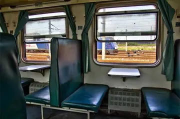 坐绿皮火车的感受说说文案