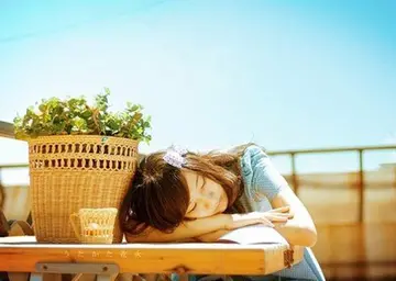 适合失恋发的简短句子文案