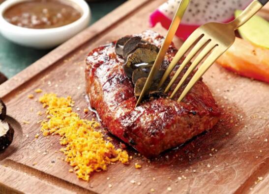 享受西餐的心情句子文案