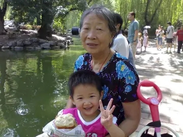 奶奶和孙女幸福句子文案