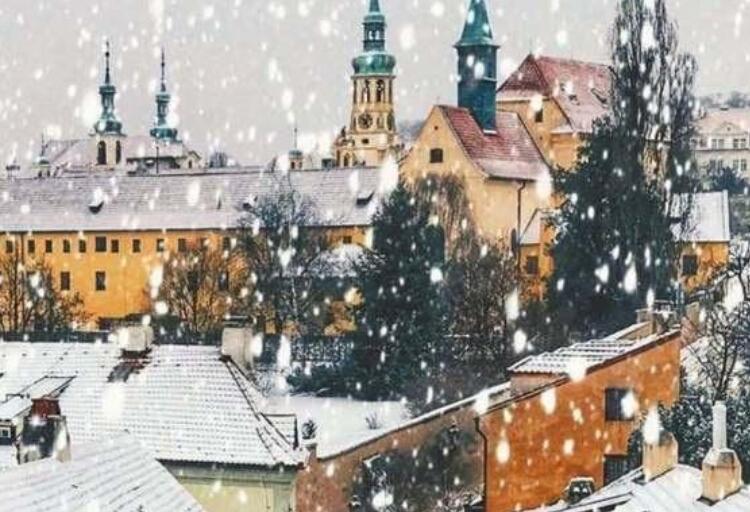 下雪唯美情话文案