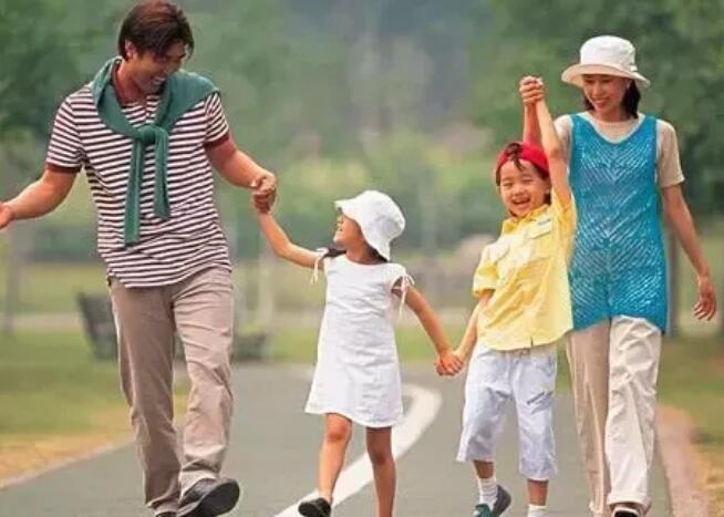 希望孩子三观正确的句子文案