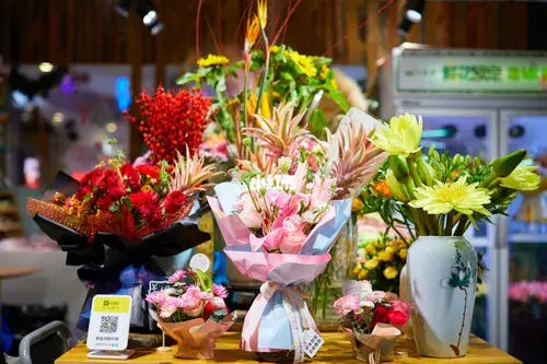 夸花店的句子文案