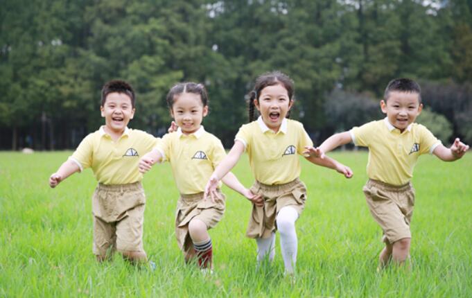 暖心的幼儿教师语录文案