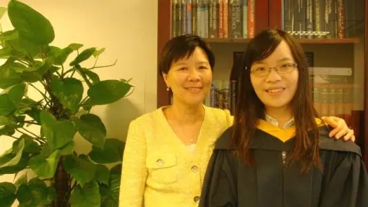 父母祝福女儿大学毕业短句