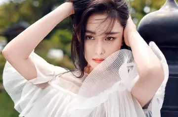 夸女生有仙气的句子文案