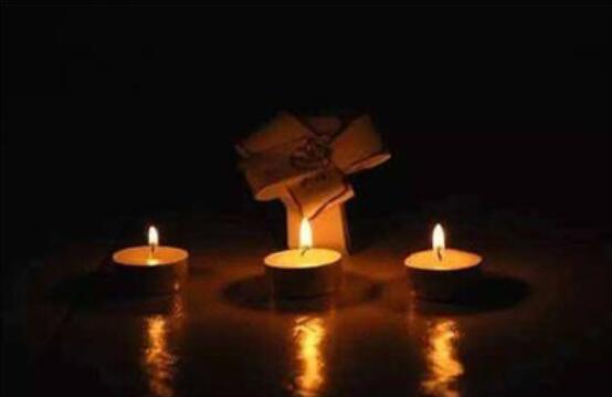 悼念死者的伤感句子文案