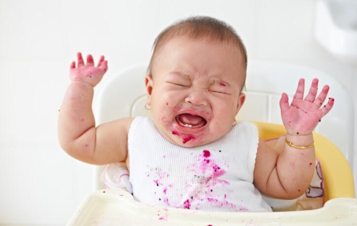 晒小侄女可爱的说说文案