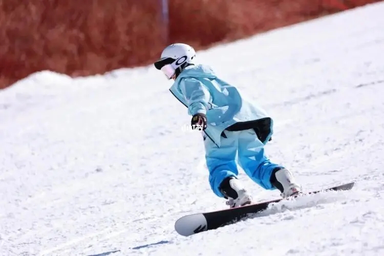 滑雪发朋友圈的文案