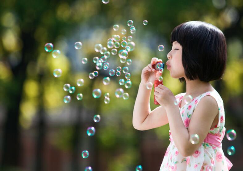 关于跟孩子生气的句子文案