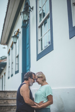 订婚一年了女朋友还不想结婚