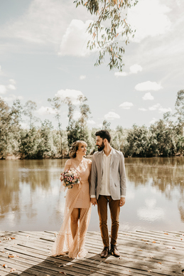 前女友结婚随多少合适 前任结婚该随礼多少钱