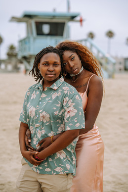 铺新郎新娘床的祝福 给新郎新娘铺床祝福语