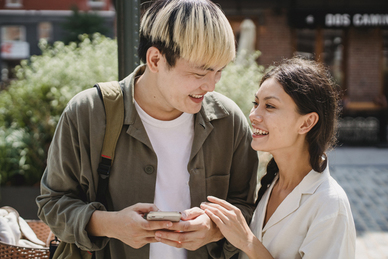 黄河迎宾馆婚宴多少钱一桌 在郑州三所办婚礼大概得多少钱?