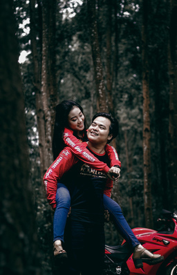 钻石是结婚几周年纪念石 钻石婚是多少年