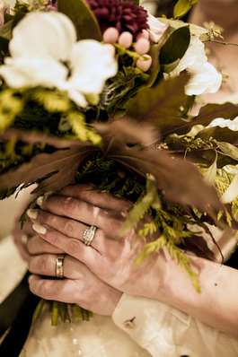 新郎感谢父母的话 婚礼新郎对父母感谢话