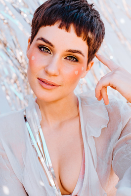 结婚楼梯扶手布置教程视频 结婚楼梯扶手纱花教程