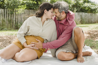 滑雪时穿什么衣服 滑雪要穿什么？越详细越好！！