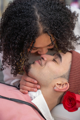 卧室安床怎样安最好