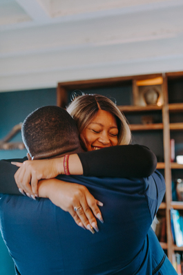 圆脸个子矮什么发型好看 圆脸小个子女生适合什么发型