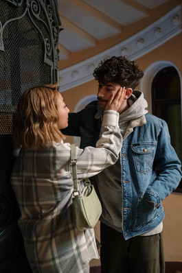 怎么邀请别人做姐妹团