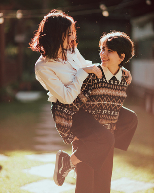 求婚戒指哪个牌子比较好 求婚钻戒哪个品牌好